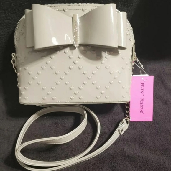 Betsey Johnson crossover purse with matching walle - Picture 3 of 4